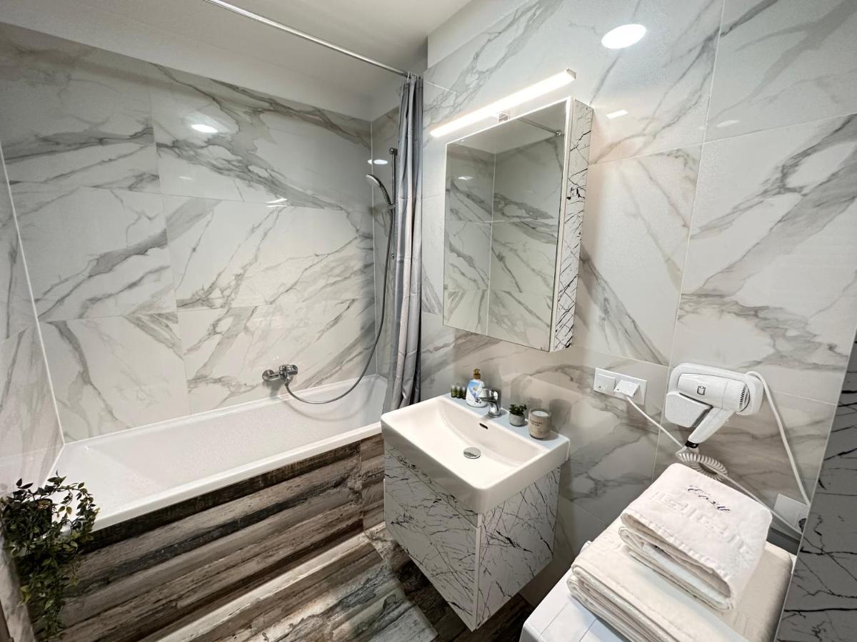 Deluxe Cozy Apartments - Coresi Mall #บราชอฟ ภายนอก รูปภาพ